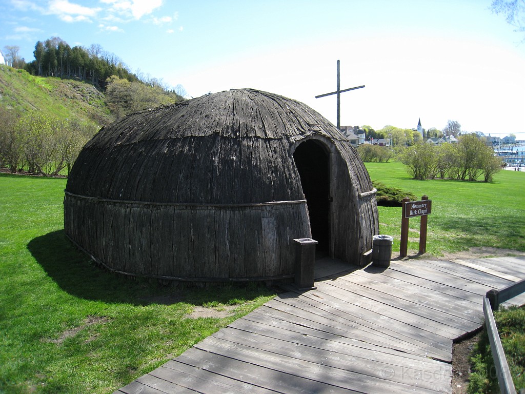 Mackinaw Island Area May 2008 0445.jpg - May 24 2008 a trip to Mackinac City for a 5 M race and a visit to Mackinac Island. A day to the UP, Paradise, Whitefish Point and Tahquamen Falls. This was followed by trips to Petoskey and Charlevoix.